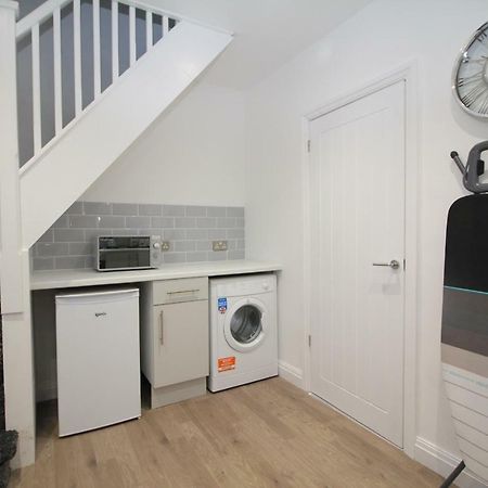 Welcome Home - Close To Town Centre - Full Holiday Home Blackpool Kültér fotó